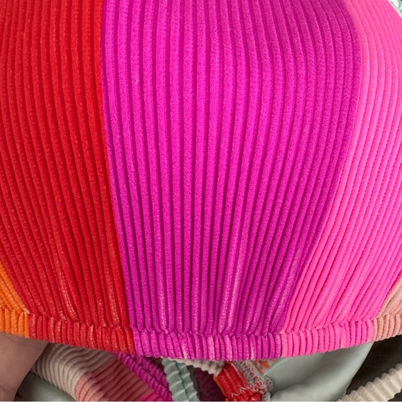 Trina Turk 25th Anniversary Bikini Size 14 Top / Size 10 Bottom READ DESCRIPTION - Picture 10 of 13